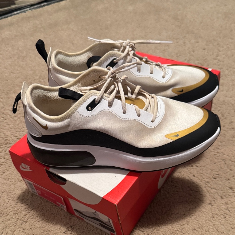 Nike Air Max Dia Cream and Gold